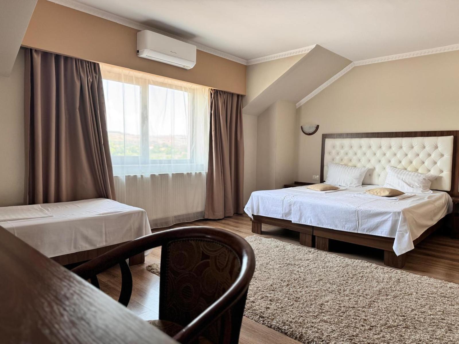 Hanul Domnesc Imperial Hotel & Spa Pusztakalán Kültér fotó