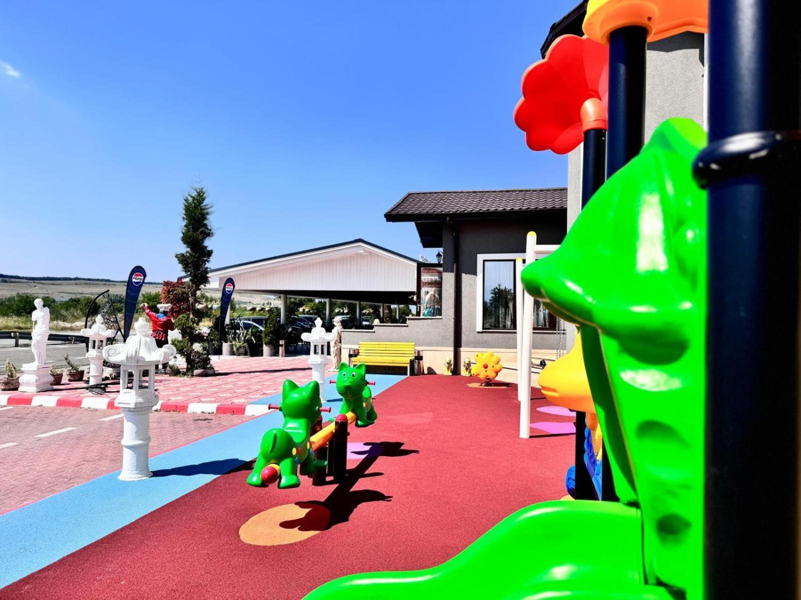 Hanul Domnesc Imperial Hotel & Spa Pusztakalán Kültér fotó