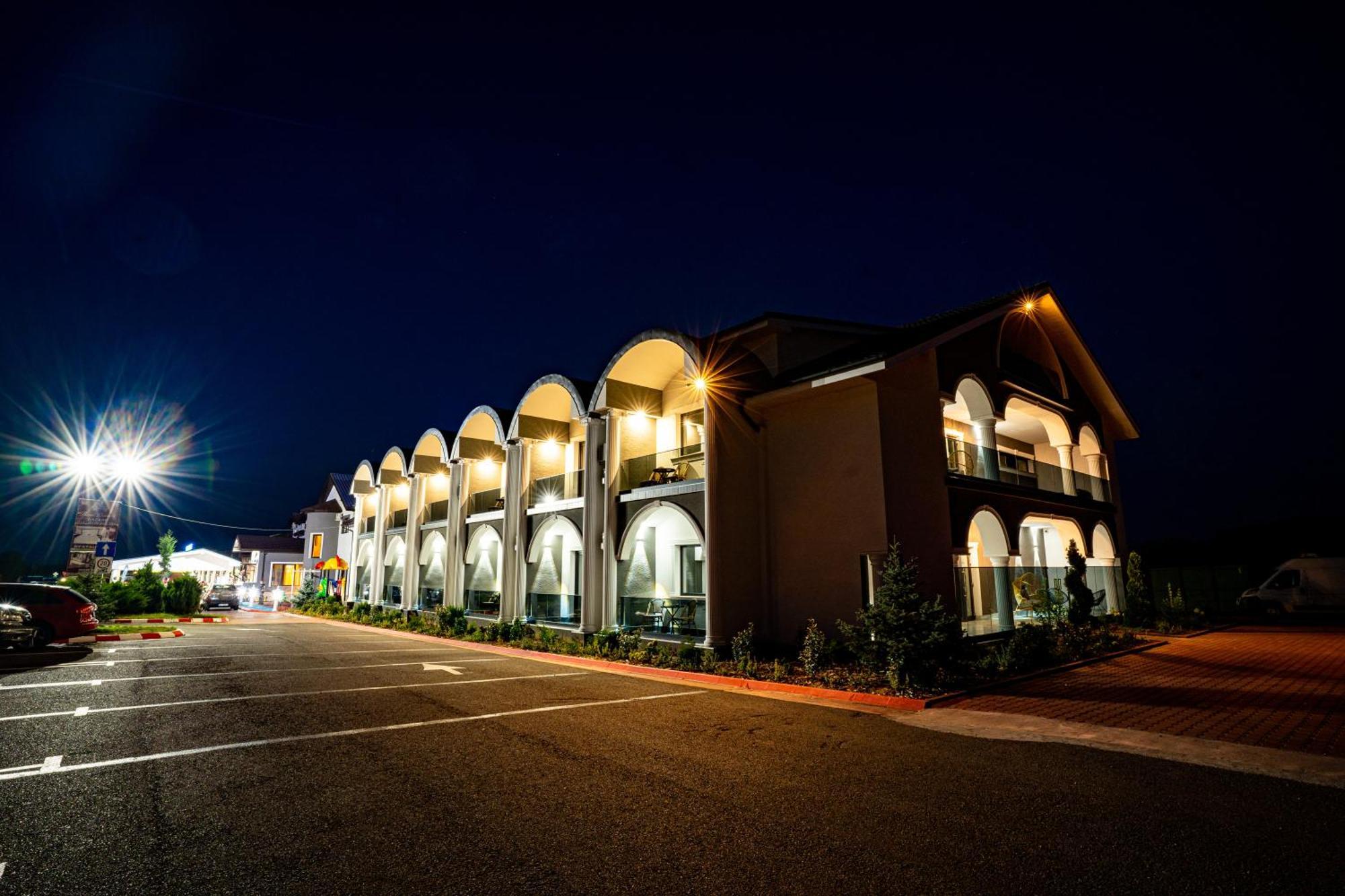 Hanul Domnesc Imperial Hotel & Spa Pusztakalán Kültér fotó