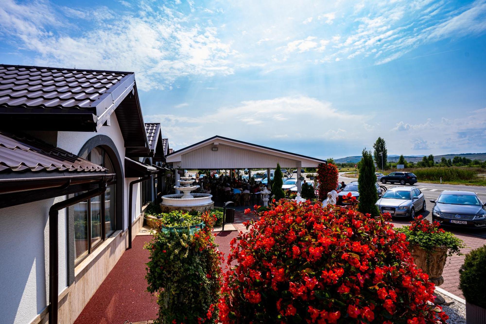 Hanul Domnesc Imperial Hotel & Spa Pusztakalán Kültér fotó