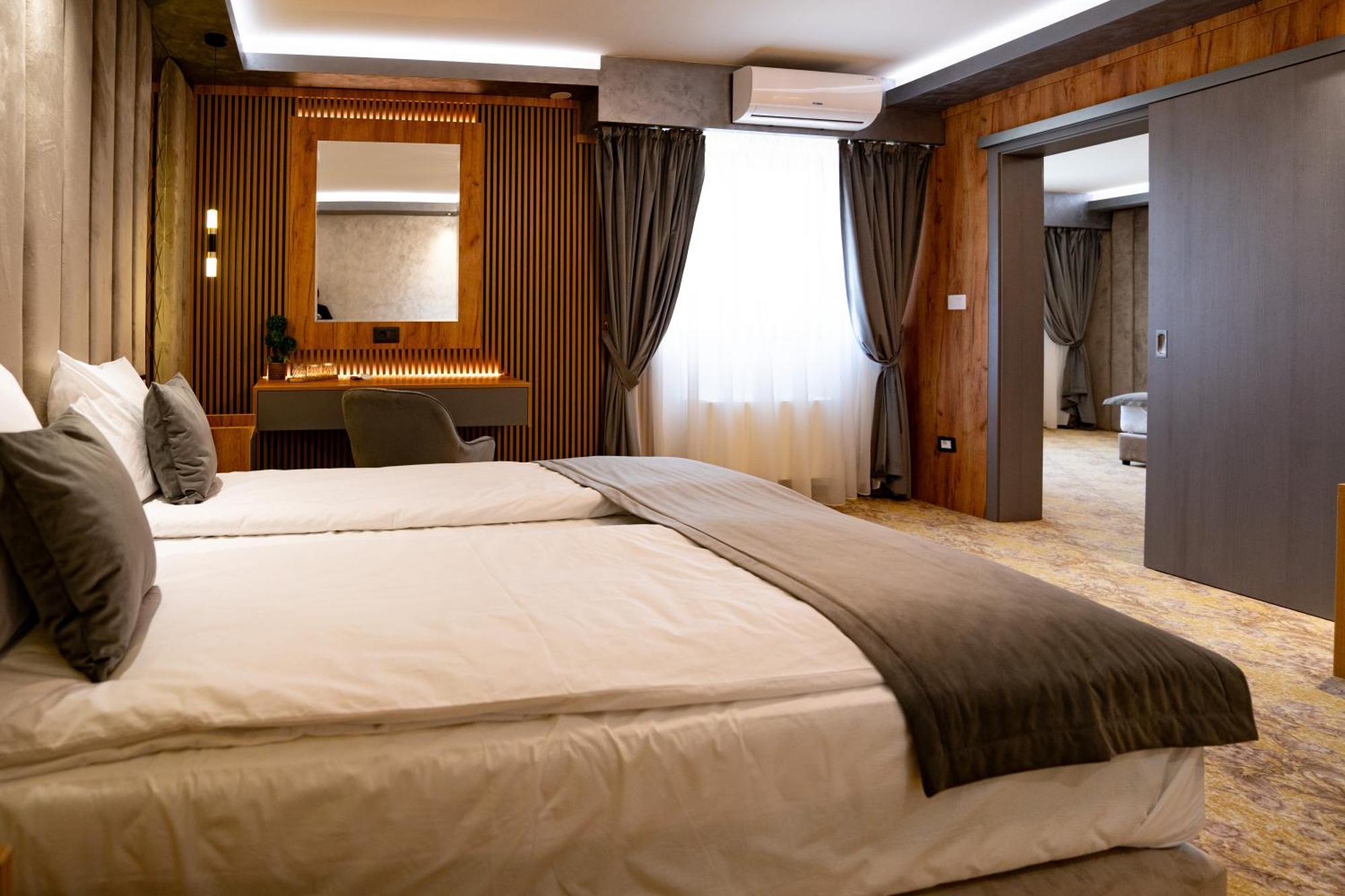 Hanul Domnesc Imperial Hotel & Spa Pusztakalán Kültér fotó